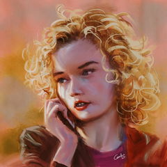 Julia Garner