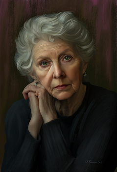 Elderly woman with green eyes